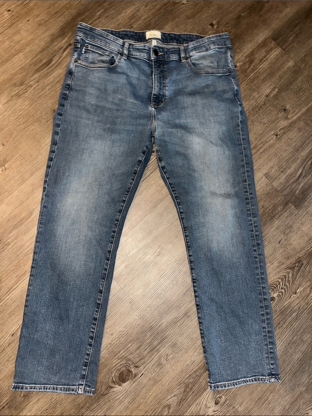 DL1961 38X30 Avery Relaxed Straight